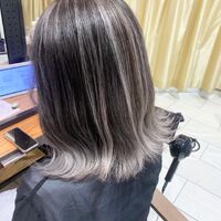 画像9313：ホワイト×ブラック   エンドカラー